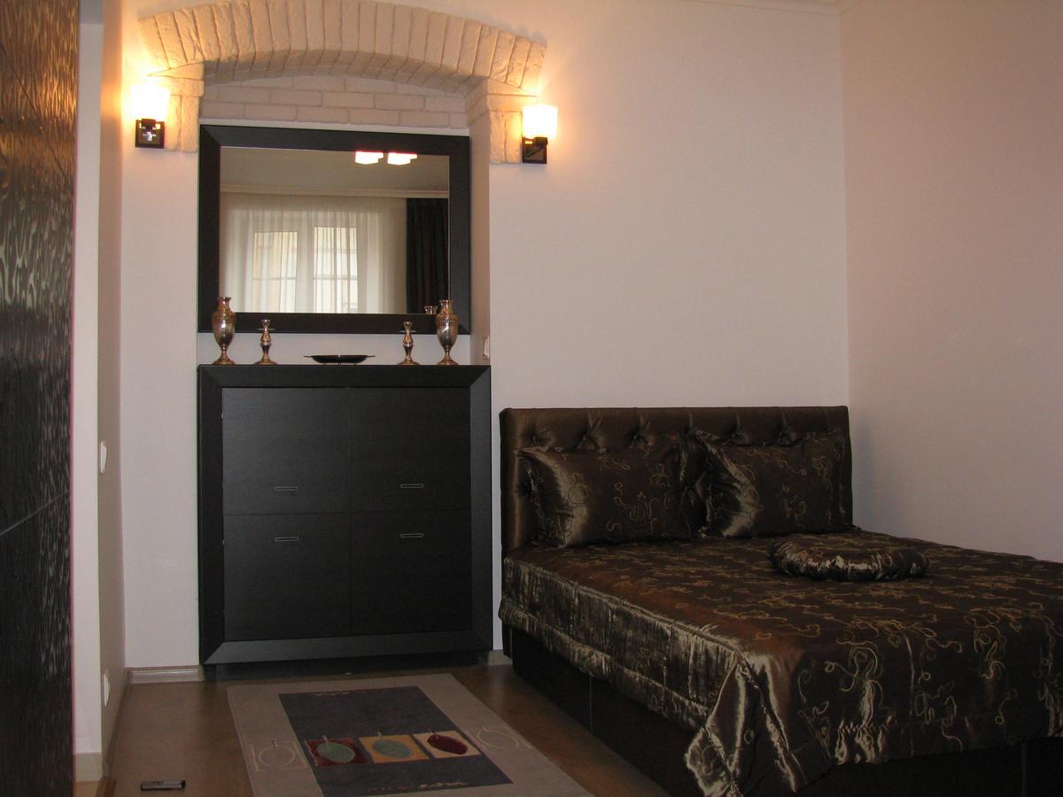 Apartment On Staroievreiska 리비프 외부 사진
