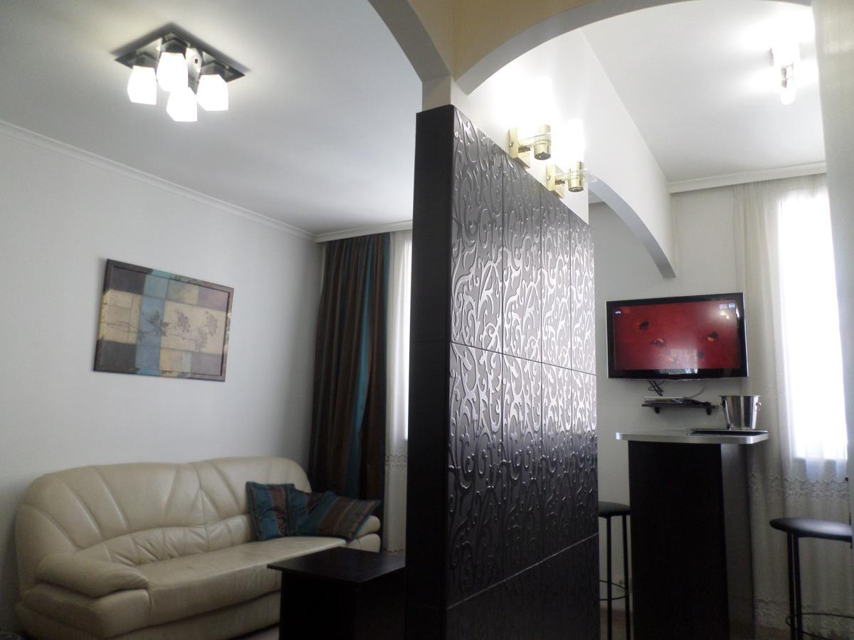 Apartment On Staroievreiska 리비프 외부 사진
