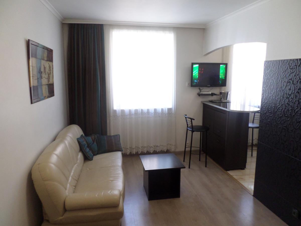Apartment On Staroievreiska 리비프 외부 사진