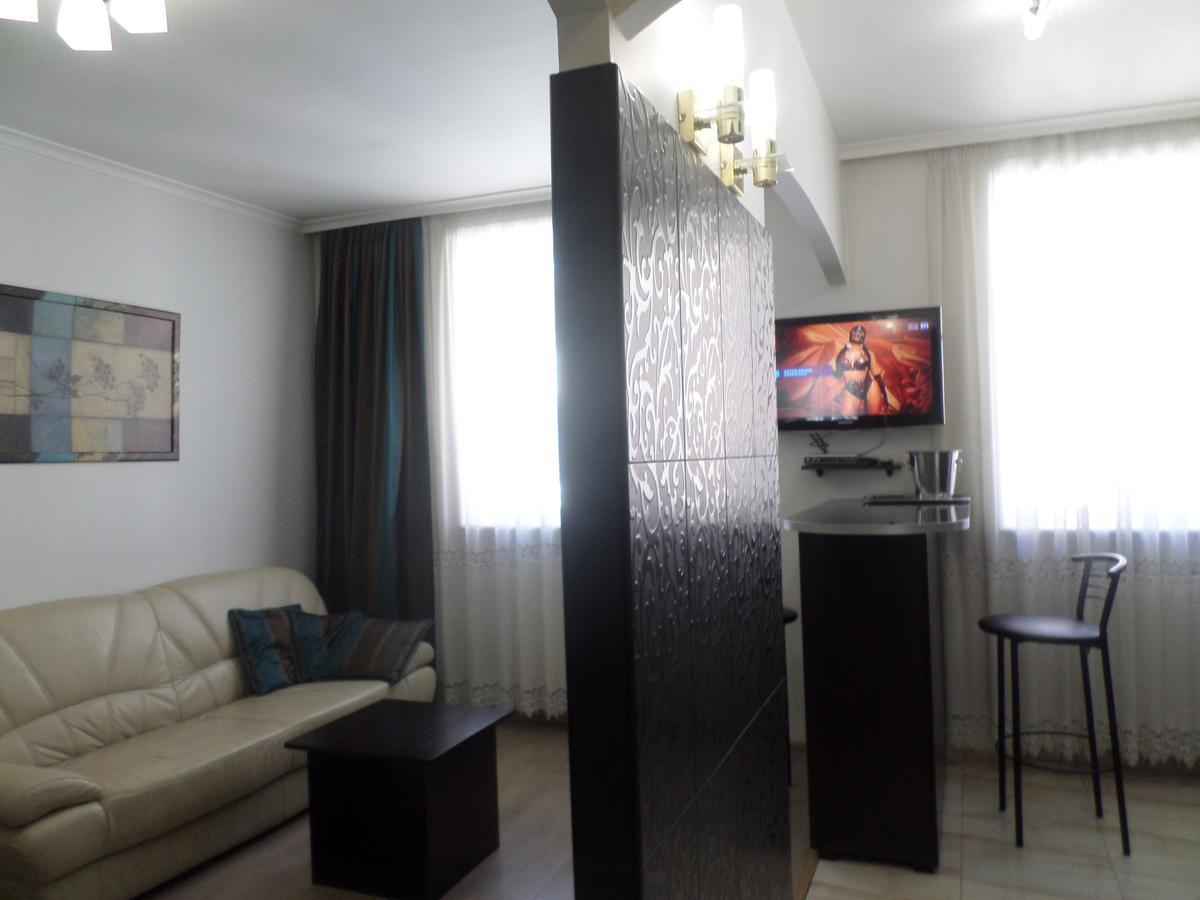 Apartment On Staroievreiska 리비프 외부 사진